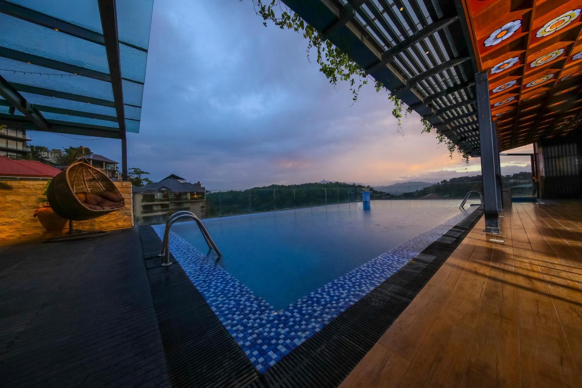 Serene Kandy Exterior photo